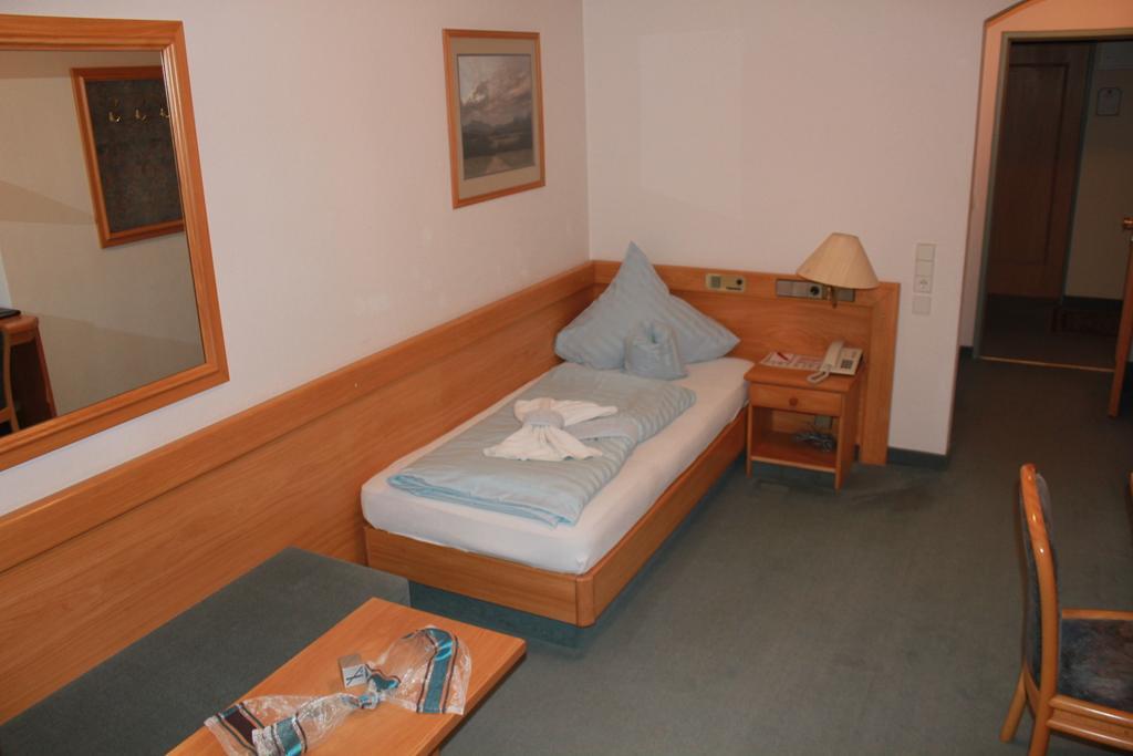 Landgasthaus & Hotel Kurfer Hof Bad Endorf Camera foto