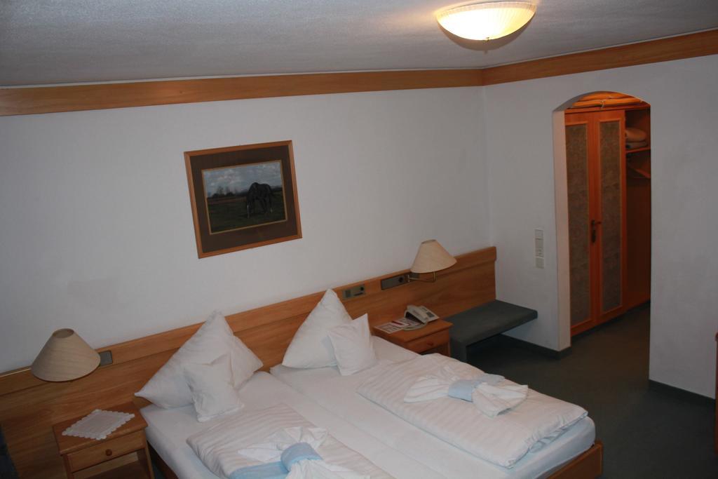 Landgasthaus & Hotel Kurfer Hof Bad Endorf Camera foto
